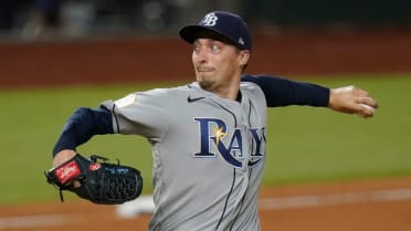 Blake Snell Hits The Links (part 2) ⛳️ 🏌️‍♂️ 