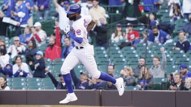 Cubs roster move: Jason Heyward to injured list, Nick Martini