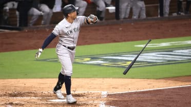 MLB playoffs: Giancarlo Stanton continues playoff home run tear