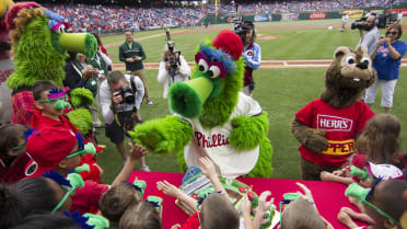 Phoebe Phanatic (Philadelphia Phillies), SportsMascots Wikia