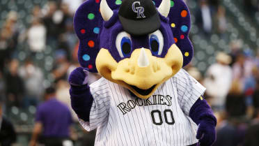 MLB 7ft tall mascot is attacked by Colorado Rockies hooligan