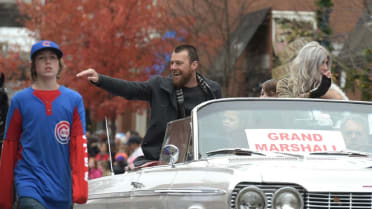 Zobrist leads parade as Grand Marshal; Santa steals the show with snow, News