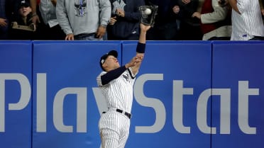 ALCS Game 3: Yankees Aaron Judge makes spectacular catch against Astros 