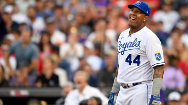 Home Run Derby All Star Salvador Perez orders a custom chain from