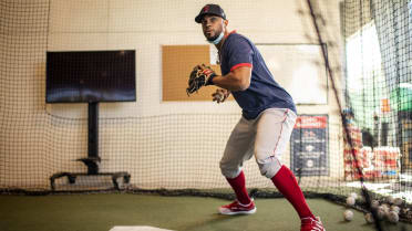 Xander Bogaerts makes spring debut for Red Sox after shoulder woe