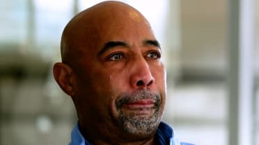 I'm very blessed to be here': White Sox great Harold Baines recovering from  double transplant