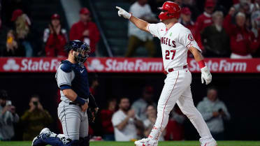 Mike Trout homers are back! His first HR of 2022 goes 445 feet! 🚨 