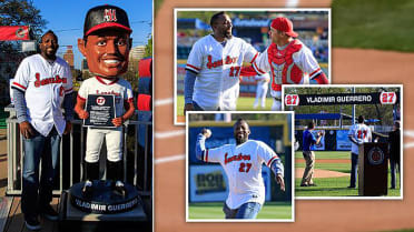 Vladimir Guerrero Los Angeles Angels Legends of the Park Hall of Fame  Bobblehead MLB