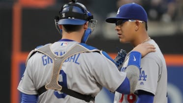 Dodgers phenom Julio Urias allows three runs, leaves after 2-2/3 innings in  major-league debut against Mets – Orange County Register