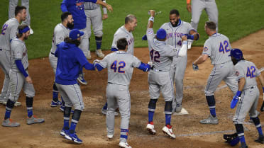 Mets' Smith follows plea with HR; Rosario gets road walkoff