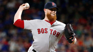 Kimbrel quickest to 300 saves after daughter's heart surgery