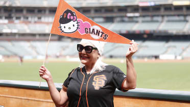 San Francisco Giants Hello Kitty Resin Bank