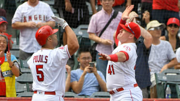 41-year-old Albert Pujols steals third base for Angels National