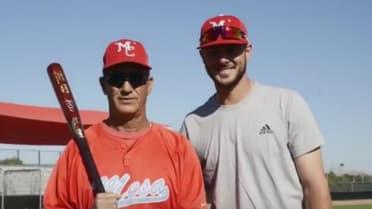 SEE IT: Cubs star Kris Bryant pranks Mesa Community College baseball team,  pretends to be transfer student – New York Daily News