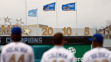 Greg Holland returns to KC to collect World Series ring, still waiting to  sign with a team