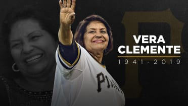 Vera Clemente, Flame-Keeping Widow of Baseball's Roberto, Dies at 78 - The  New York Times