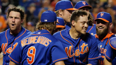 Wilmer Flores Walk-Off  A swing by Wilmer and a call by Gary made