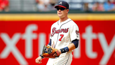 Georgia shortstop Gordon Beckham (6) throws out Atlanta Braves