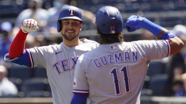 Nate Lowe details how the Rays earned the win over the Rangers in the 11th