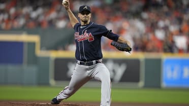 How Braves' Charlie Morton got hurt, threw 16 pitches before