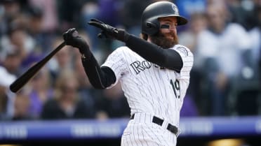 Blackmon hits for cycle, leads Rockies to tiebreaker 