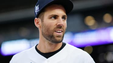 Boston Red Sox unlikely to sign free agent Chris Taylor, who may