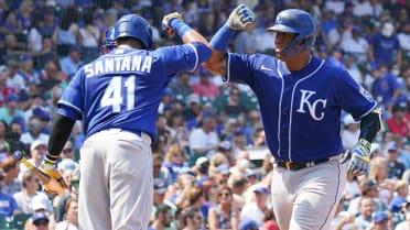 San Diego Padres rumors: Why you can scratch Salvador Perez off