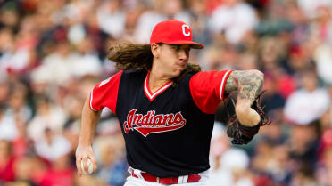 Trevor Bauer, Mike Clevinger unlikely friends