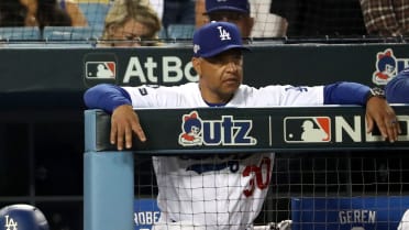 Dave Roberts May Start Kiké Hernández, Other Reserves in Must Win Game 3