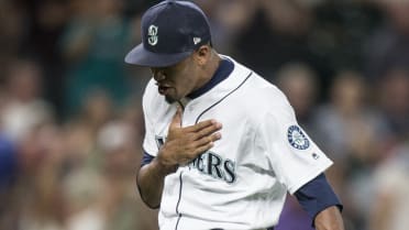 Seattle Mariners Edwin Diaz outdoes Baltimore Orioles by himself