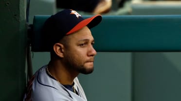 MLB Gives Yuli Gurriel Delayed Suspension for Offensive Gesture - The Ringer