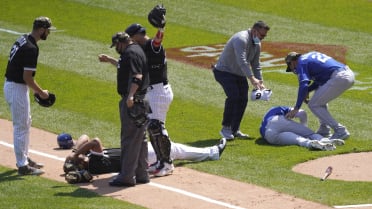 Jose Abreu exits game after being hit by pitch; X-rays negative