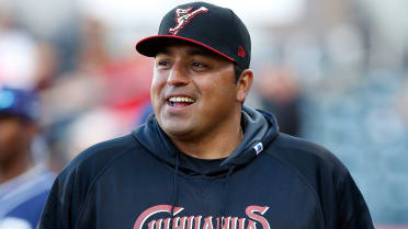 El Paso Chihuahuas manager Rod Barajas gestures before the start