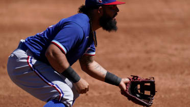 Yankees castoff Rougned Odor latches on with division rival 