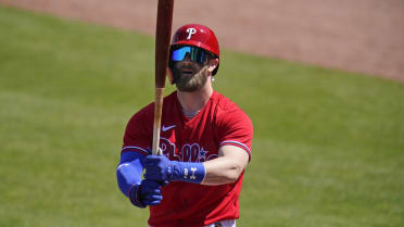 mlb.fits Is anybody as versatile with their gear and fits as Bryce Harper  🤔 dude is simply majestic 🥶
