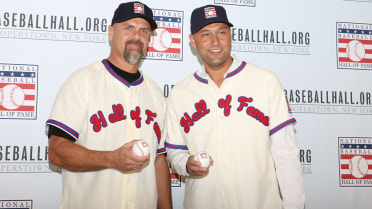 Derek Jeter, Larry Walker Are Elected Into Baseball's Hall of Fame - WSJ