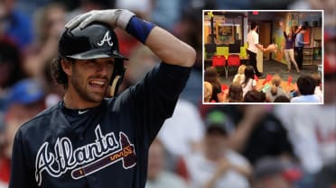 Photos: Dansby Swanson's surprise for mom