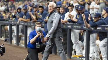 Milwaukee Brewers on X: Happy birthday to the legend himself, Bob Uecker!  We can't wait to hear Mr. Baseball on the radio again.  #DeltaDentalBirthdays  / X