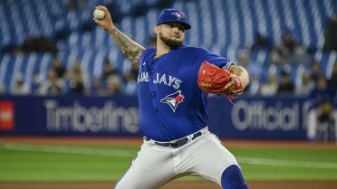 Blue Jays ride Manoah's arm to beat Red Sox again