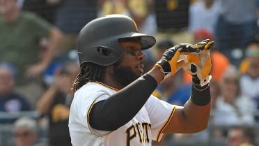 Josh Bell keys Pirates' rout of Cubs with three homers - NBC Sports