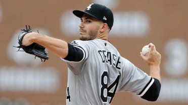 Dylan Cease gets first MLB win as White Sox beat Tigers in opener 