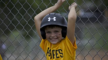 Padres Community | Play | Baseball & Softball Camps | San Diego Padres