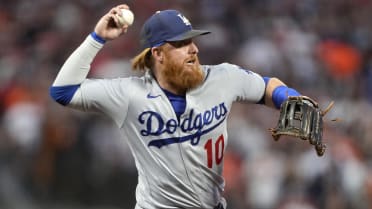Dodgers' Justin Turner airs concerns after another beanball war