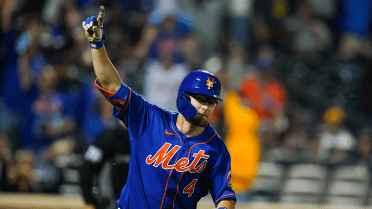 Mets activate James McCann from injured list, option Patrick