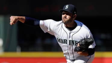 Mariners survive bullpen blowup to complete sweep of Rangers - The Columbian