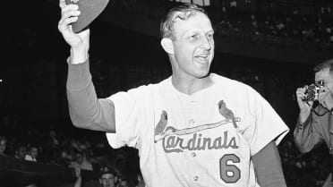 Cardinals announce seven-year partnership for jersey patches with St.  Louis-based Stifel