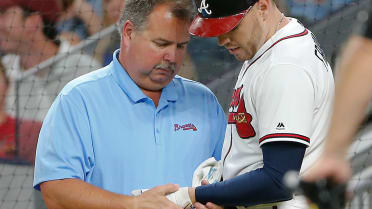 Freddie Freeman Injury: Left Index Finger To Be X-Rayed Thursday