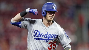 cody bellinger 🥴💞  Cody bellinger, Hot baseball players, Dodgers baseball