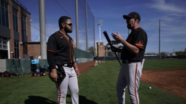 SF Giants: Heliot Ramos has 2 HRs, DeSclafani debuts vs. Reds