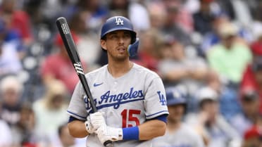 Dodgers extend 'captain' Austin Barnes: What does it mean?